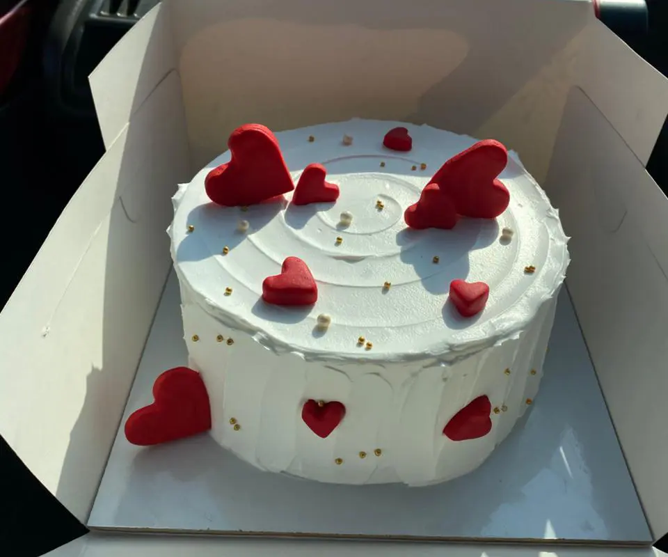 Anniversary Cake (1/2kg) Picture