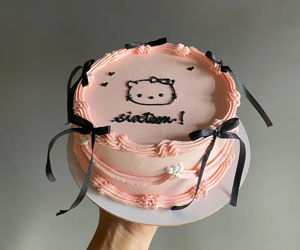 Hello Kitty Cake (1/2kg) Picture