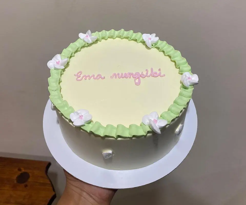 Pineapple Cake (1/2kg) Picture